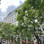 Central And Spacious Apartment